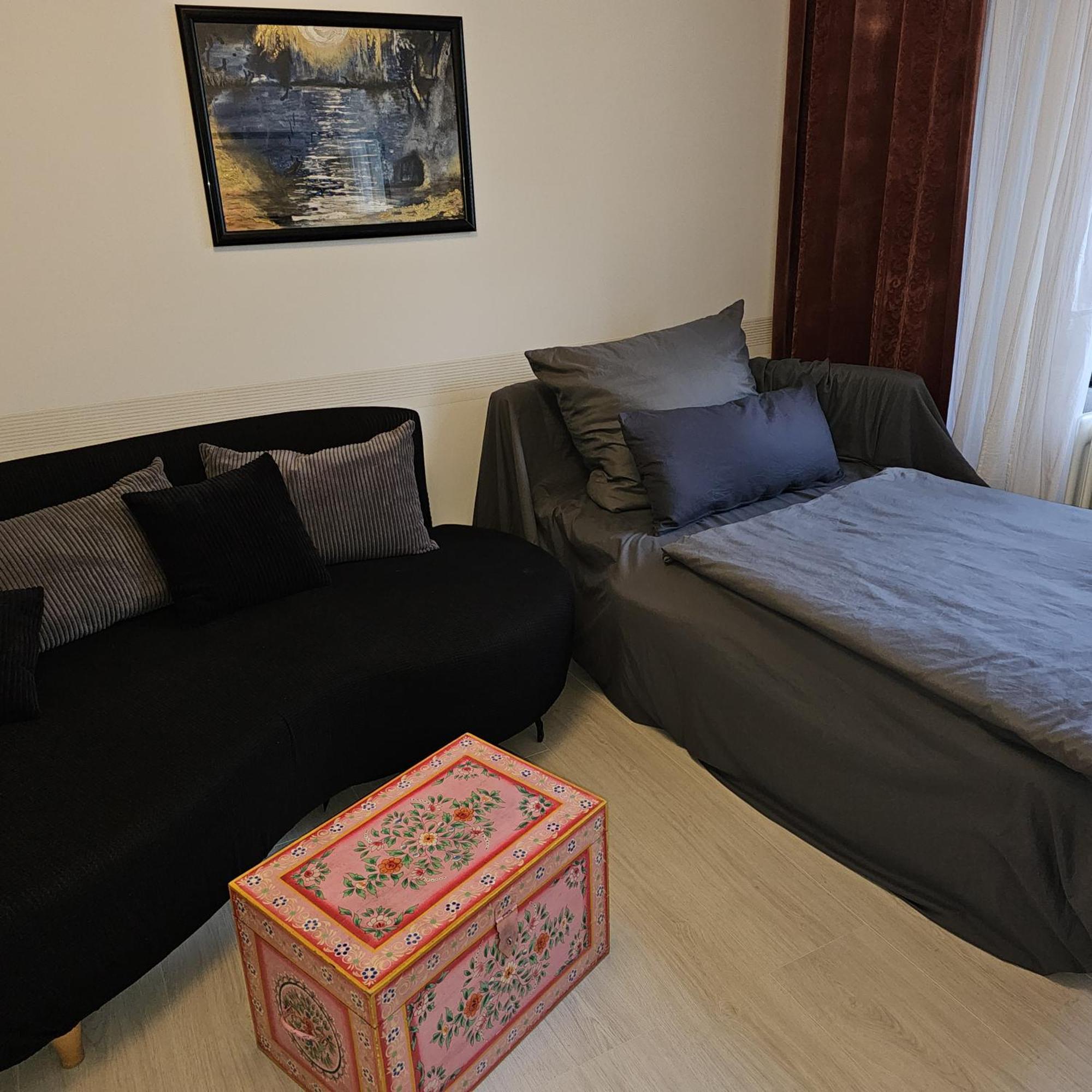 Zimmer Mit Charme Mond Nürnberg Exterior foto